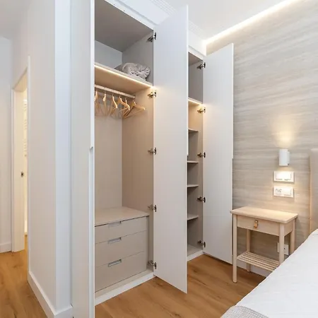Апартаменти Luxury Silgar *